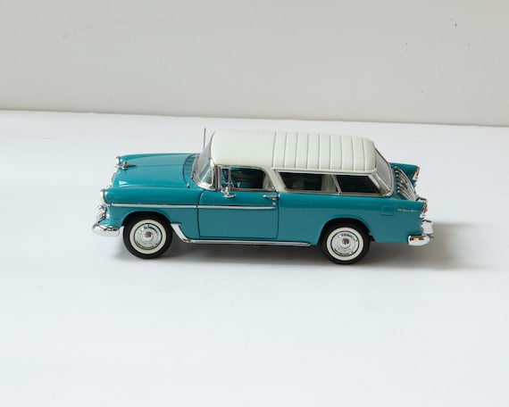 1955 Chevrolet Bel Air Nomad Hardtop – 1:24 Scale Diecast (mint