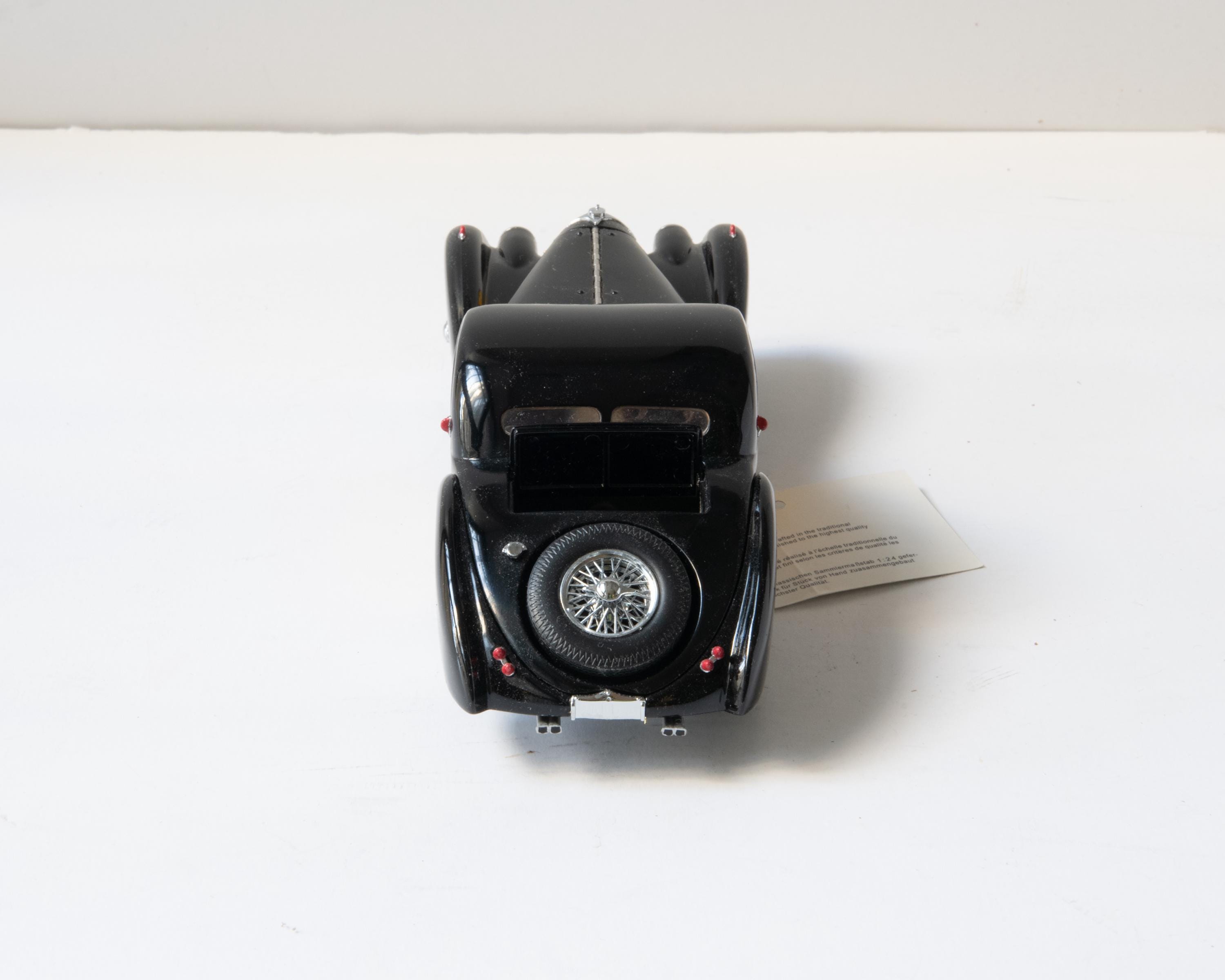 MAGNIFIQUE BUGATTI TYPE 57 SC 1936 1/24 ème DE LA MARQUE