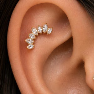 16G 18G 20G Titanium Arc Marquise Fan Climber Labret, Threadless Push Pin Stud Earring, Conch, Helix, Cartilage