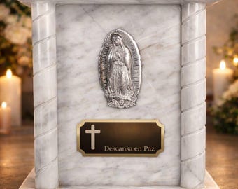 Vit marmorurna för aska – Begravningsurna av Jungfrun av Guadalupe – Elegant minnesurna för vuxna, religiös katolsk minnesdekor