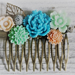 Flower Hair Comb, Bridal Accessories, Hair Accessories, Bridesmaid Gift, Collage Hair Comb, Wedding Accessory