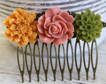 Flower Hair Comb, Bridal Accessories, Hair Accessories, Bridesmaid Gift, Collage Hair Comb, Wedding Accessory