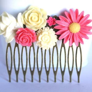 Flower Hair Comb, Bridal Accessories, Hair Accessories, Bridesmaid Gift, Collage Hair Comb, Wedding Accessory