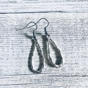 Modern Silver Earrings, Dangle Earrings, teardrop Earrings, Silver Jewelry,