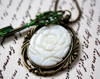 Rose Cameo Necklace Shell Cameo Vintage Necklace