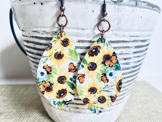 Sunflower Leather Floral Earrings, Leather Teardrop Earrings  display picture 3