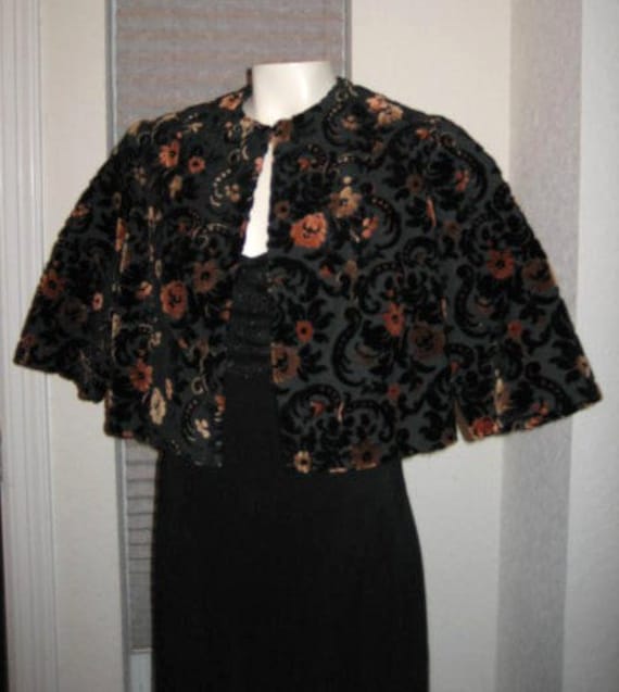 60s Cropped Velvet Tapestry Jacket Vintage