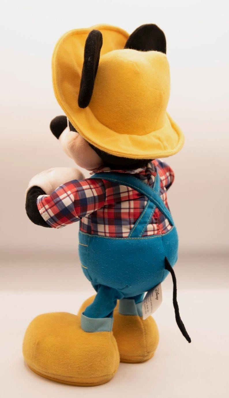 Disney Junior Farmer Mickey Mouse Feature Plush 2016 Talking Moving Mickey Mouse Stuffed Animal Toy image 5