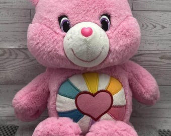 Peluche d'ours Care Bears Share 2016 rose arc-en-ciel, coeur, ventre, peluche