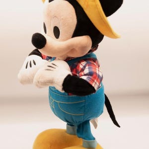 Disney Junior Farmer Mickey Mouse Feature Plush 2016 Talking Moving Mickey Mouse Stuffed Animal Toy image 4