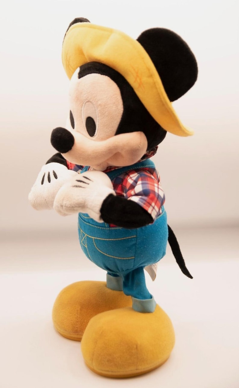 Disney Junior Farmer Mickey Mouse Feature Plush 2016 Talking Moving Mickey Mouse Stuffed Animal Toy image 4