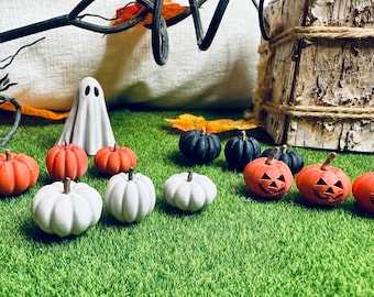 Set of 3 Mini Pumpkins - .5 Inch - 1:12 scale - 3D Printed Halloween  Halloween Dollhouse Decor - Fairy Garden Decor