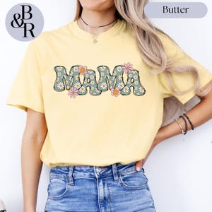 Floral Mama T-Shirt, Comfort Colors Shirt, Retro Flower Mom Tee, Groovy Mama T-Shirt, Gift for Moms, Mother&#39;s Day Gift,