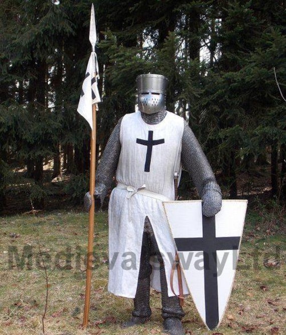 Teutonic Knight Templar Costume – Medieval Crusader Armor With Tunic, Shield, Chainmail And Helmet | LARP Faire Role-Play Outfit Costume