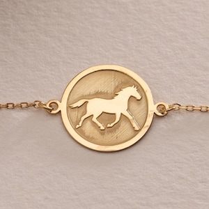 Silbernes Pferd Armband, personalisierte Pferd Bracalet, silbernes Pferdeliebhaber Geschenk Charme, Tiercharme, Geburtstagsgeschenk Sie, Geburtstagsgeschenk Mama