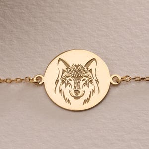 Silver Wolf Bracelet , Personalized Wolf Bracalet , Animal Jewelry , Minimalist Howling Charm Jewelry ,Birthday Gift Her ,Birthday Gift Mom