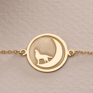 Silver Wolf Bracelet , Personalized Wolf Bracalet , Animal Jewelry , Minimalist Howling Charm Jewelry ,Birthday Gift Her ,Birthday Gift Mom