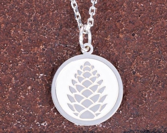 Zilveren dennenappelketting • Minimalistische natuurhanger • Handgemaakte op het bos geïnspireerde sieraden voor vrouwen, unieke botanische cadeauketting, moeder cadeau