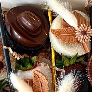 Boho Cowboy Western Cowgirl Chocolate Treats Dipped Drizzled Pretzels Rice Krispies Cakepops Cakesicles Oreos Baby Shower Birthday Boots Hat