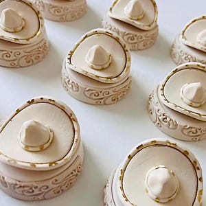 Cowboy Western Cowgirl Chocolate Treats Dipped Drizzled Pretzels Rice Krispies Cakepops Cakesicles Oreos Baby Shower Birthday Boots Hat