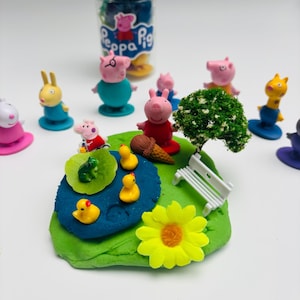 Cerdita de dibujos animados Maxi Frasco de 10 oz - Set de plastilina Park & Pond / Figura sorpresa, Juego sensorial / Masa casera de 160 gramos