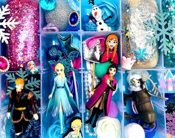 Snow Queen Sensory Dough Kit | Snow Queen & Friends | Glitter Snowflakes, Figures, Gifts | Handmade Adventure Set, Free Gift ribbon |Ages 3+
