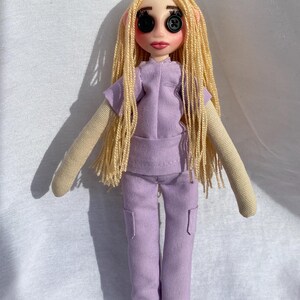 Muñeca Mini Me personalizada estilo Coraline: muñeca artística OOAK hecha a mano con ojos de botón imagen 7