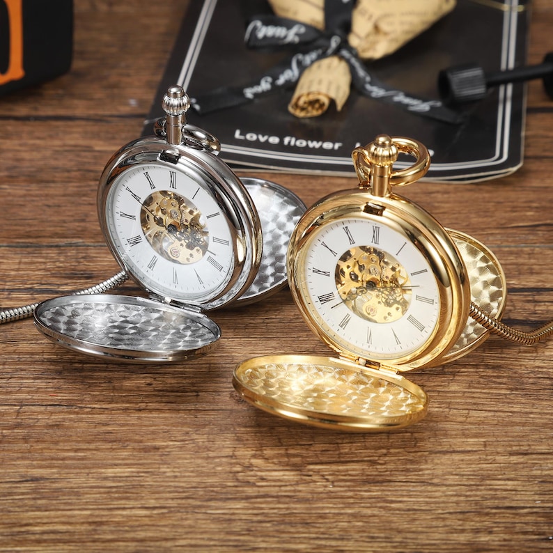 Engraved Mechanical Pocket Watch: Gold & Silver Vintage Style