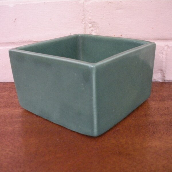 Vintage Haeger Planter