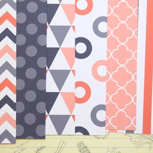 Ensemble de 02 papier cartonné imprimé géométrique corail et bleu marine, 250 g/m²