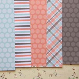 Lot de 02 papiers cartonnés imprimés bleu, orange et marron, 250 g/m²