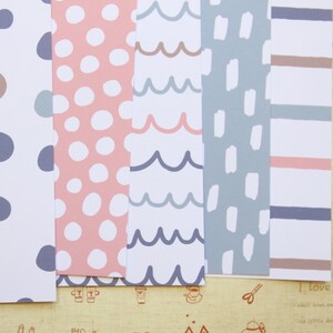 Ensemble de 02 papiers cartonnés imprimés Scandi Doodles Mix 250 g