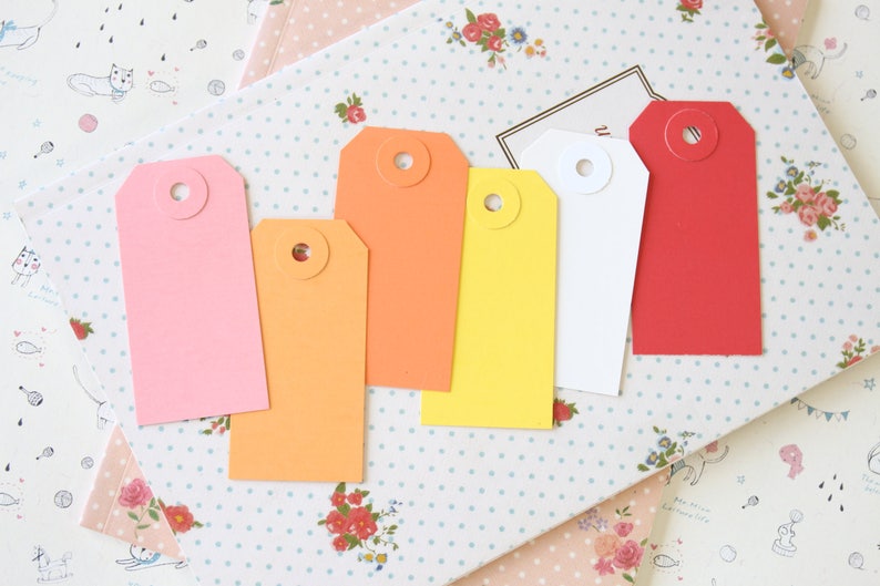 Small Red colour luggage tags