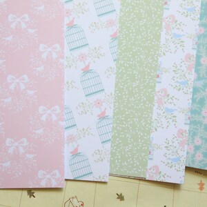 Lot de 02 papiers cartonnés imprimés Mélange petits oiseaux 250 g