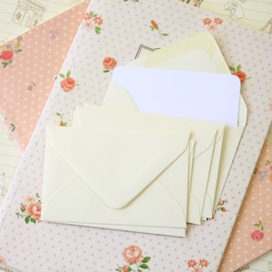 Mini enveloppes et cartes de correspondance couleur vélin ivoire