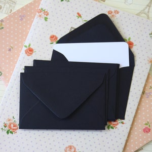Mini enveloppes et cartes de correspondance de couleur noire