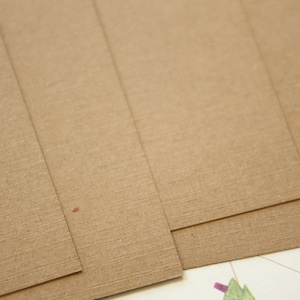 Papier cartonné lin brun kraft recyclé 270 g/m²
