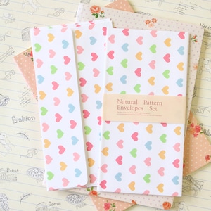 Enveloppes motif coeurs naturels