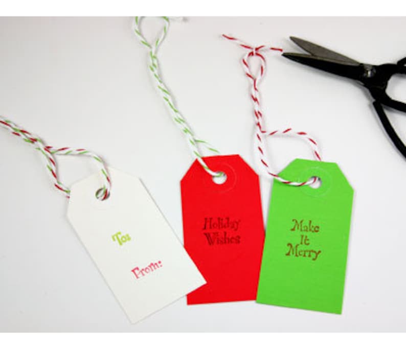 Small Red colour luggage tags