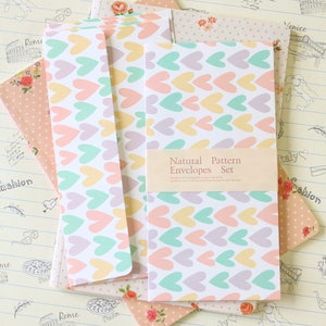 Enveloppes à motif coeurs à motif naturel