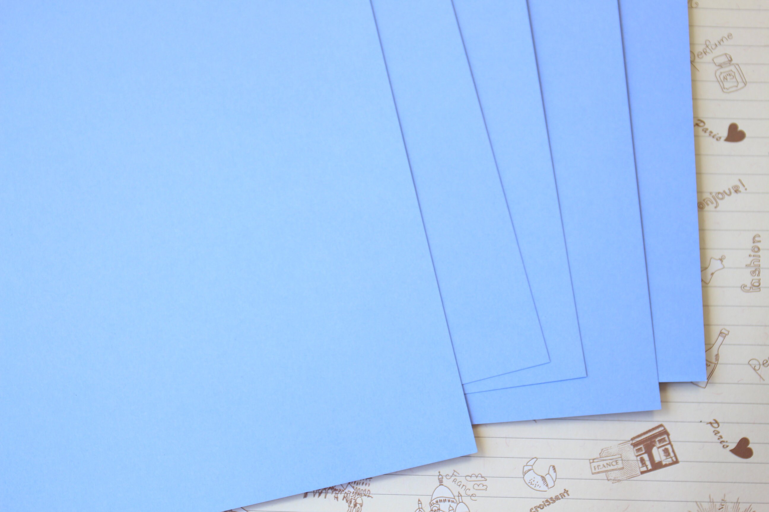 Cartoncino colorato blu polvere opaco da 240 g/m² -  Italia