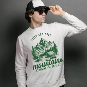 Felpa ricamata personalizzata, regalo per neomamma e neopapà, girocollo ricamato personalizzato, felpa est. mamma e papà