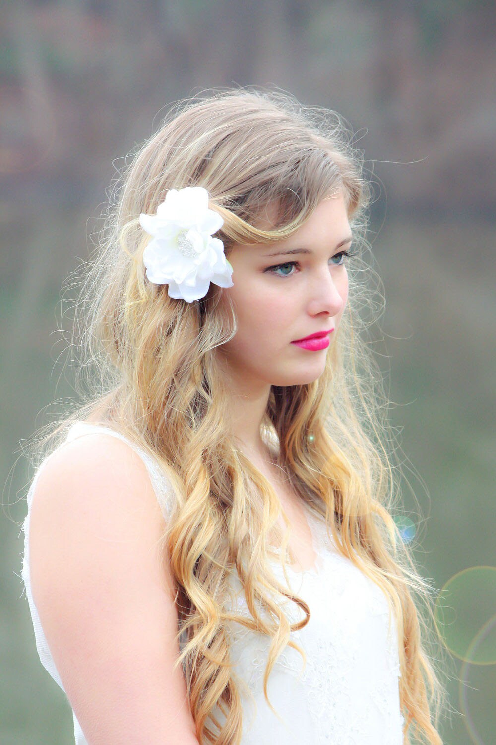 ⭐︎Ivory&Co⭐︎Hair clip Ivory and Co Spring Blossom Enamelled Floral Crescent Bridal