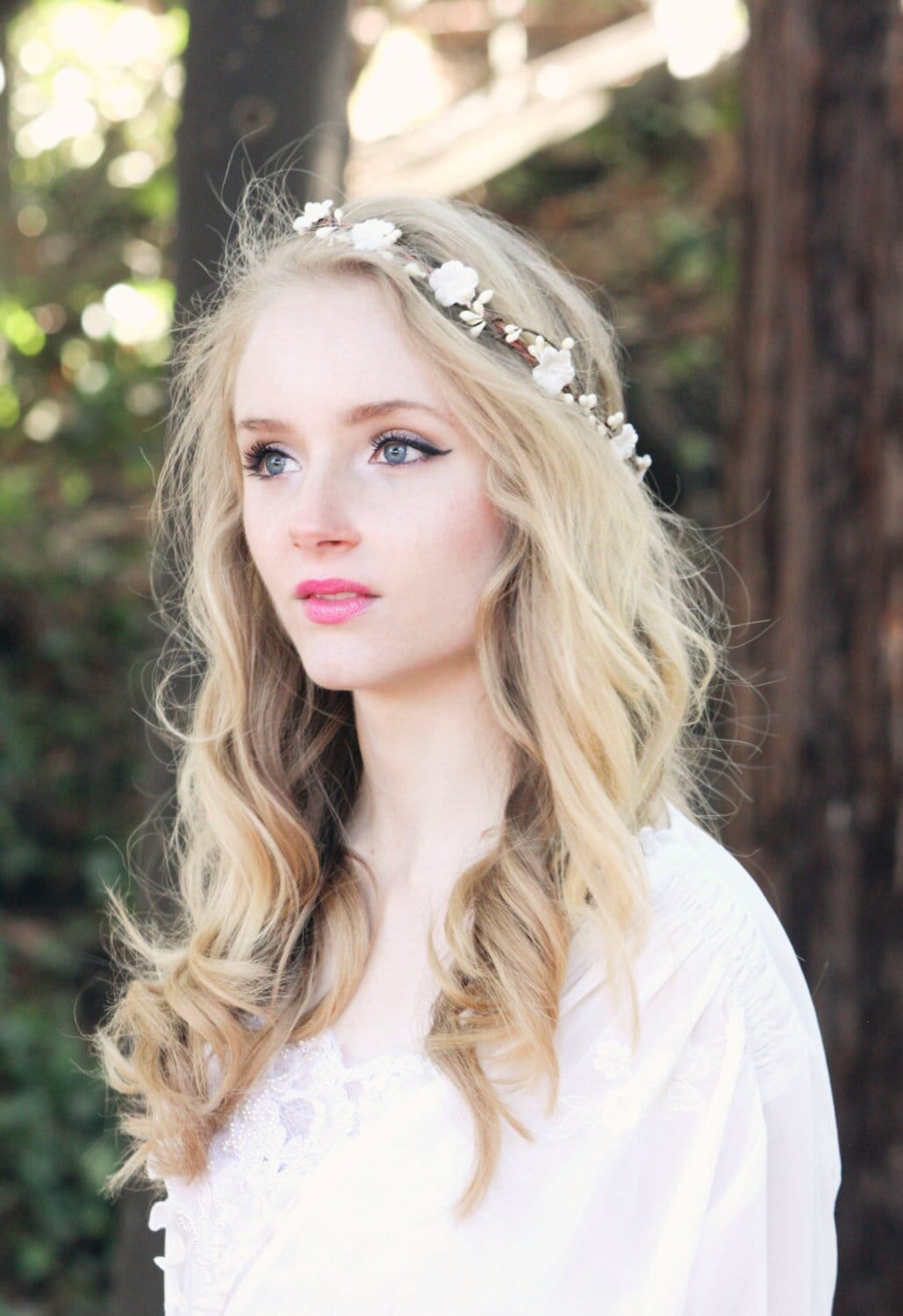 Ivory Vintage Bridal Crown - Etsy display picture 1