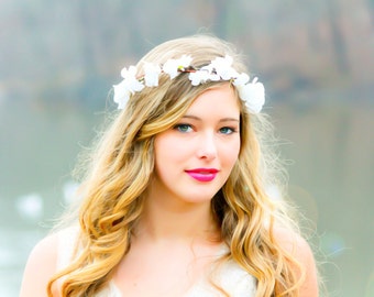 flower hair, bridal flower crown, wedding headpiece, hair accessories, flower girl