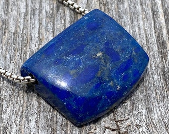 Blue Lapis Lazuli Gemstone Pendant.