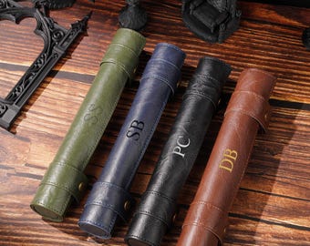 Bolsa personalizada para dados, organizador de dados de cuero sintético, tapete para dados de juegos de rol de mesa, bandeja para dados de D&D, regalo personalizado para el Dungeon Master.