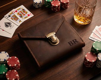 Personalisiertes Spielkartenetui aus echtem Leder, individuell graviertes Reisespieletui-Set, Pokerkartenaufbewahrung mit Stiftschlitz, Geschenk für die Pokernacht