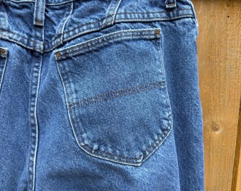 1990’s Lee Riders High-Waisted Jeans, Women's Size 10, Medium Stonewashed Tapered Legs