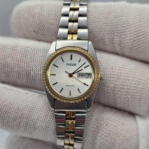 Vintage Women&#39;s Watch PHASAR Gold Silver Tone Watch for Women Day Date Watch for Ladies White Dial Adjustable Watch Small